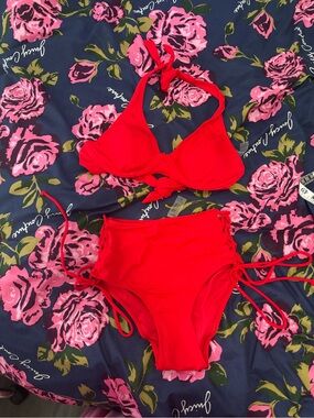 Bathing Suit NWT‼️BOGO‼️